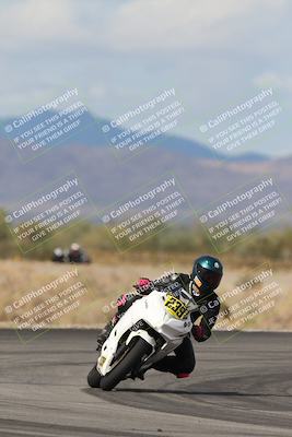 media/Nov-16-2025-Race Pace (Sun) [[8c5fa54630]]/Verified Riders/7-Turn 4 (1155am)/